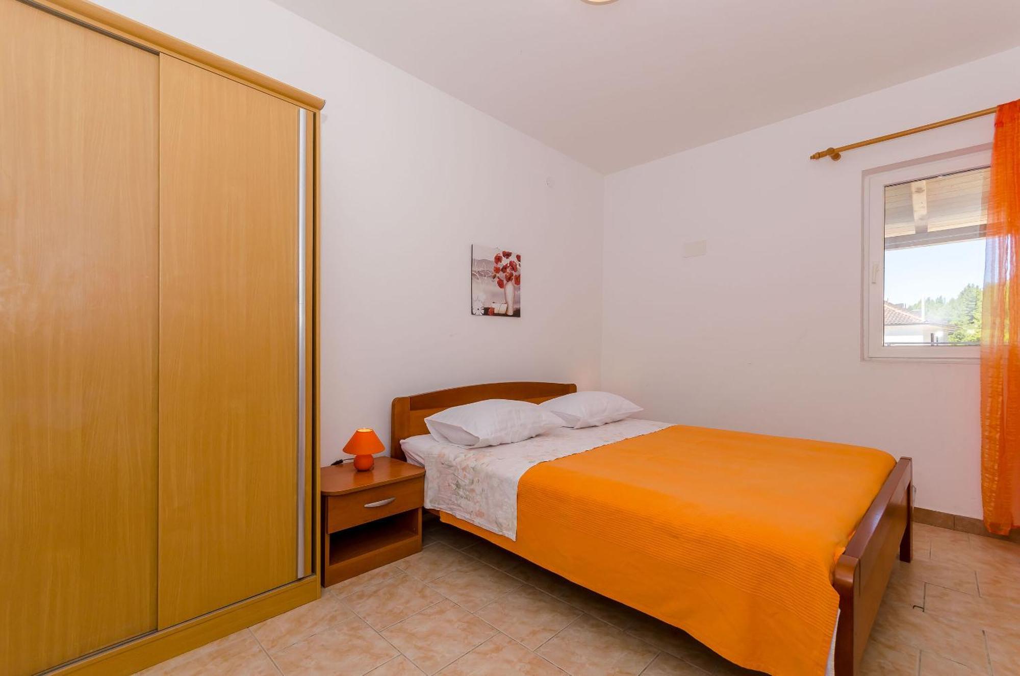 Apartments Helena Ivan Dolac Exterior foto